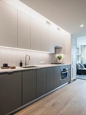 W 28th St #N16F - Photo 2 of 18