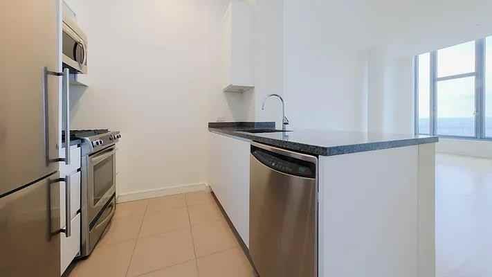 W 29th St #35L - Photo 6 of 20