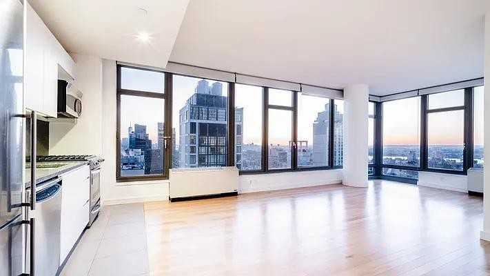 W 29th St #35L - Photo 7 of 20