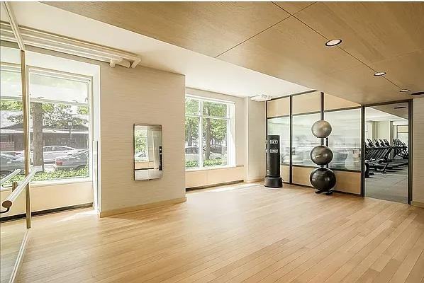 River Ter #8H - Photo 7 of 20