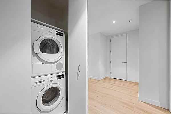 Water St #19G - Photo 5 of 20