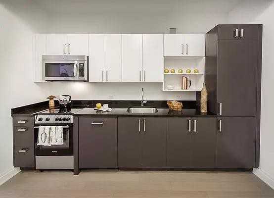 Pine St #4706 - Photo 2 of 20