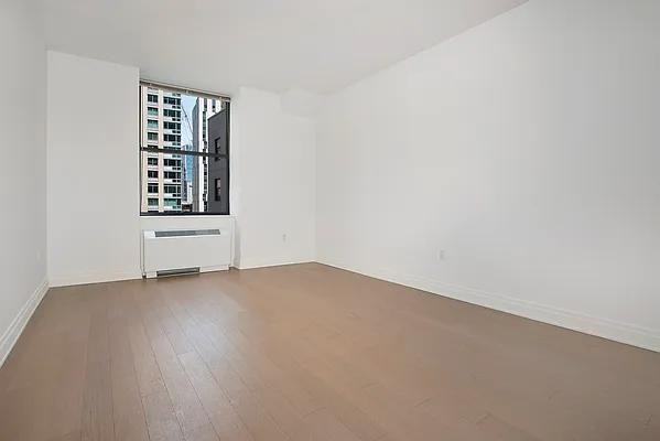 Pine St #0810 - Photo 2 of 20