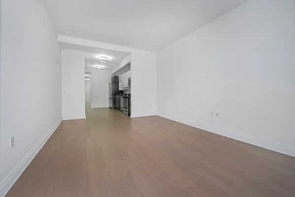 Pine St #0810 - Photo 3 of 20