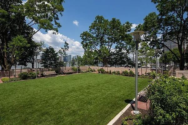 S End Ave #12P - Photo 7 of 16