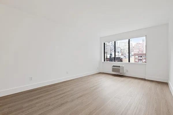 W 24th St #5N - Photo 2 of 18