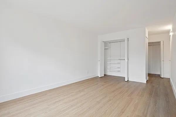 W 24th St #5N - Photo 3 of 18