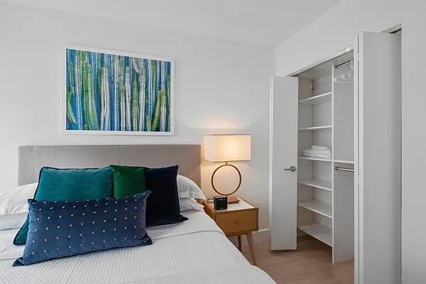 W 24th St #9L - Photo 4 of 20