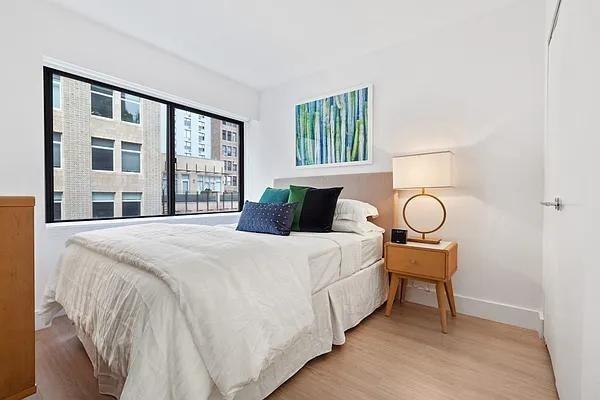 W 24th St #9L - Photo 5 of 20