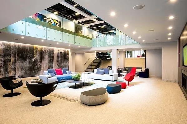 W 15th St #106 - Photo 7 of 9