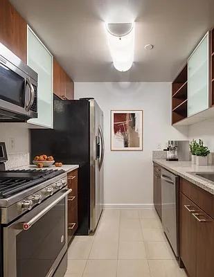 W 23rd St #N08G - Photo 2 of 20