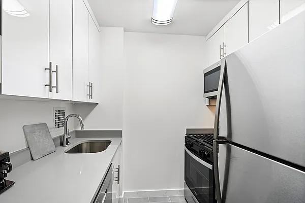 S End Ave #15H - Photo 2 of 18