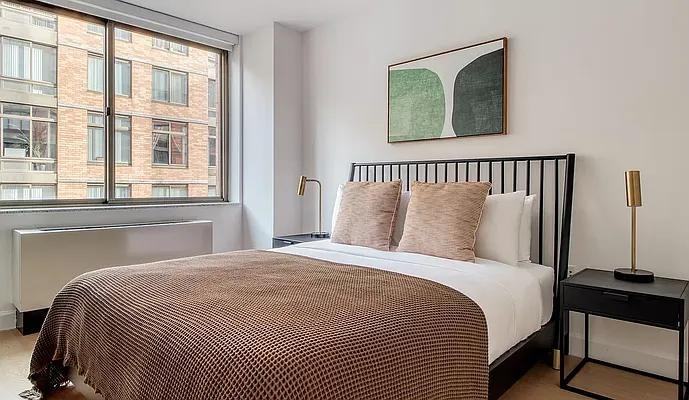 W 15th St #14H - Photo 2 of 11