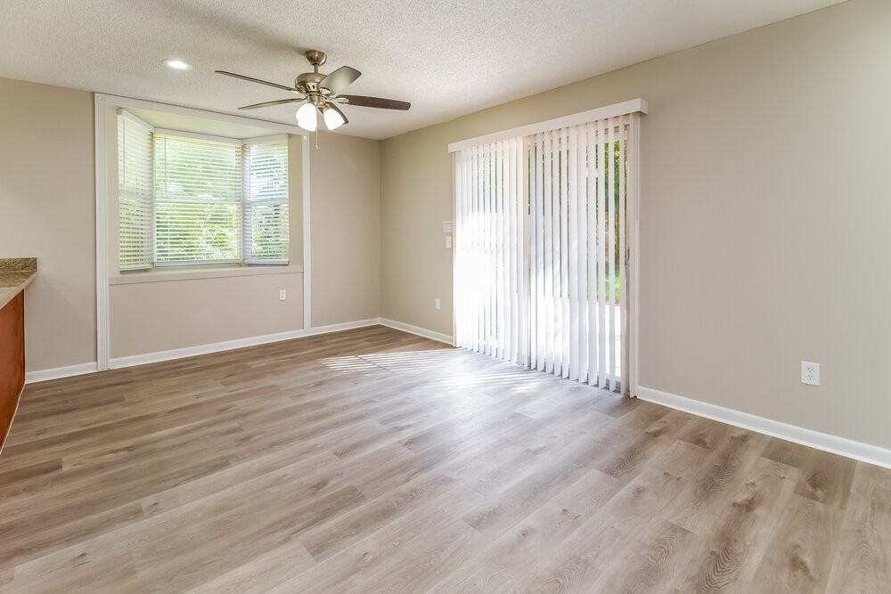 188 Ronnie Dr - Photo 3 of 16