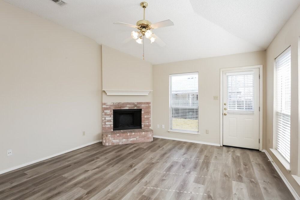7313 Wagonwheel Rd - Photo 3 of 16