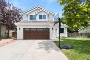featured image of 4212 Fall River Dr