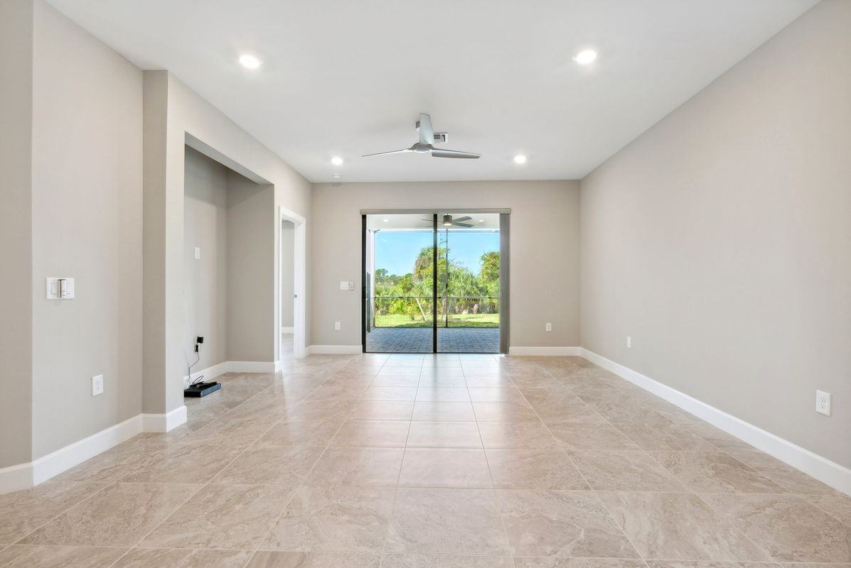 14401 Eagle Branch Dr - Photo 4 of 20