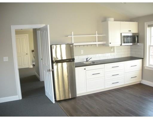 9 Bittersweet Dr #1 - Photo 2 of 7