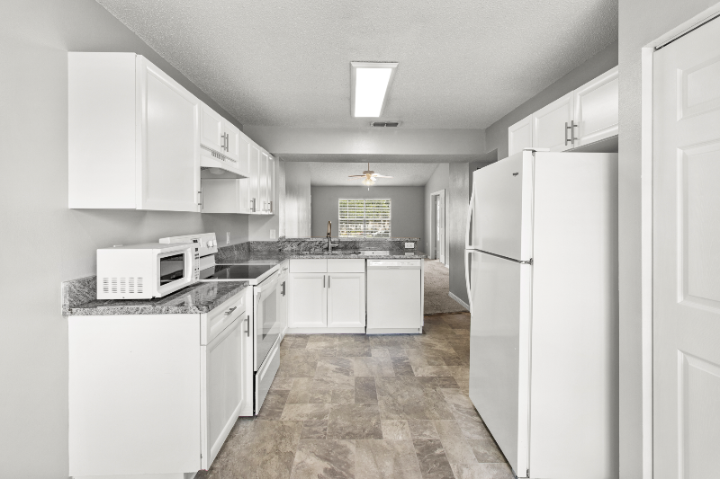 7802 Hardwick Dr #1127 - Photo 3 of 24