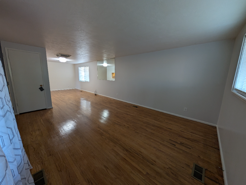 4182 Sw - Photo 2 of 20