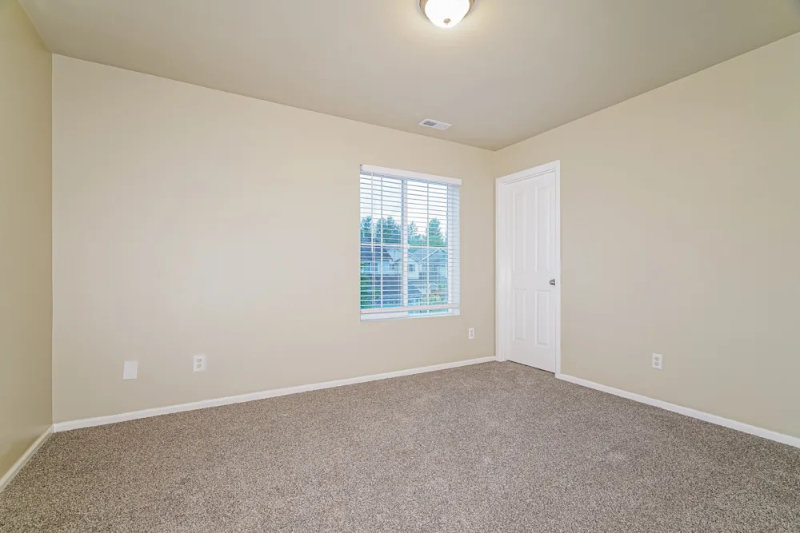 6626 Park St E - Photo 3 of 14