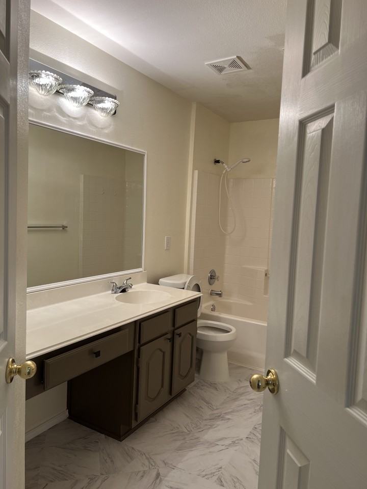 2701 Clark Dr #NA - Photo 2 of 18