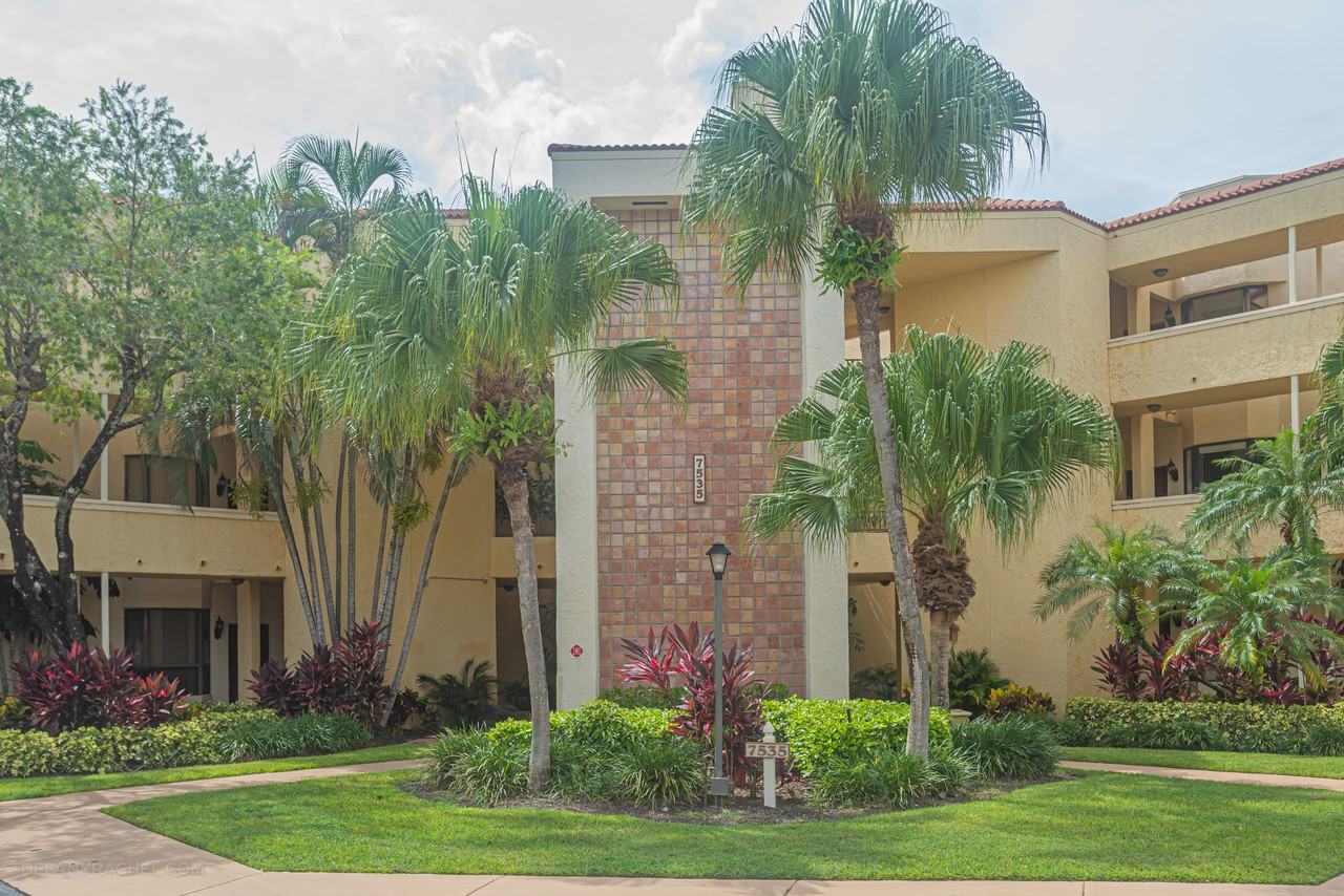 7535 La Paz Blvd #107 - Photo 5 of 27