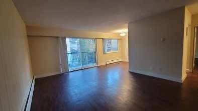 170 5th Street West - Photo 2 of 6