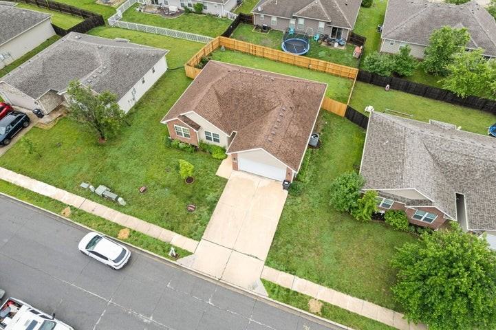 100 Port Way - Photo 2 of 14