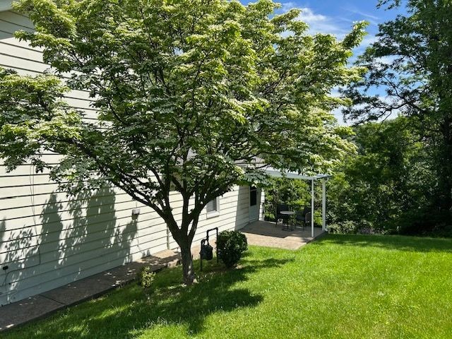 134 Jacob St - Photo 2 of 10