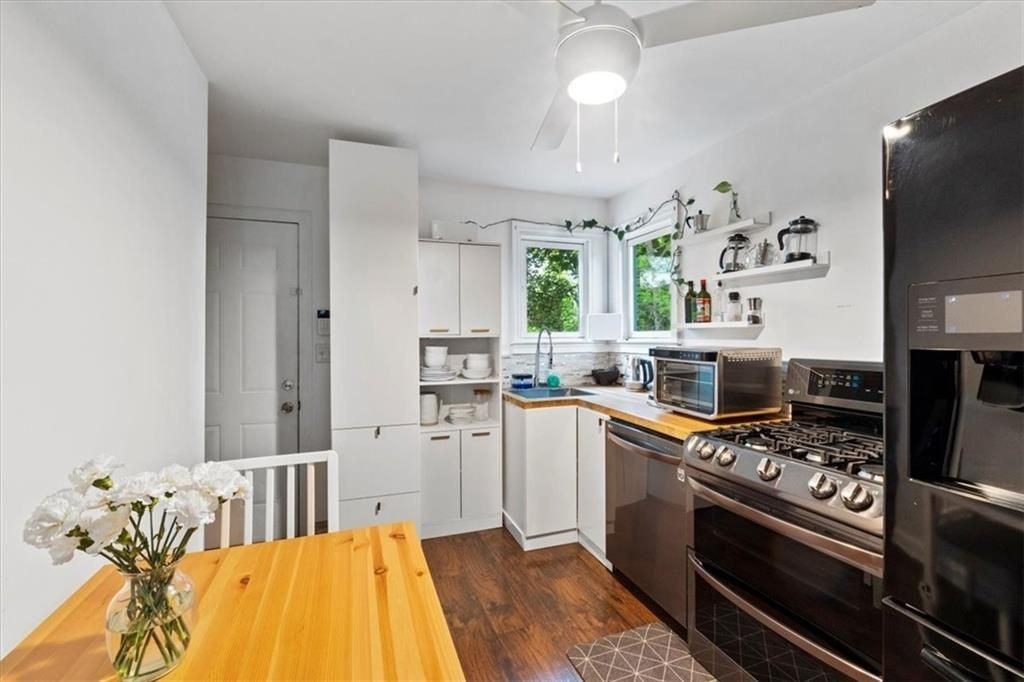 3308 Wood Ave - Photo 4 of 13