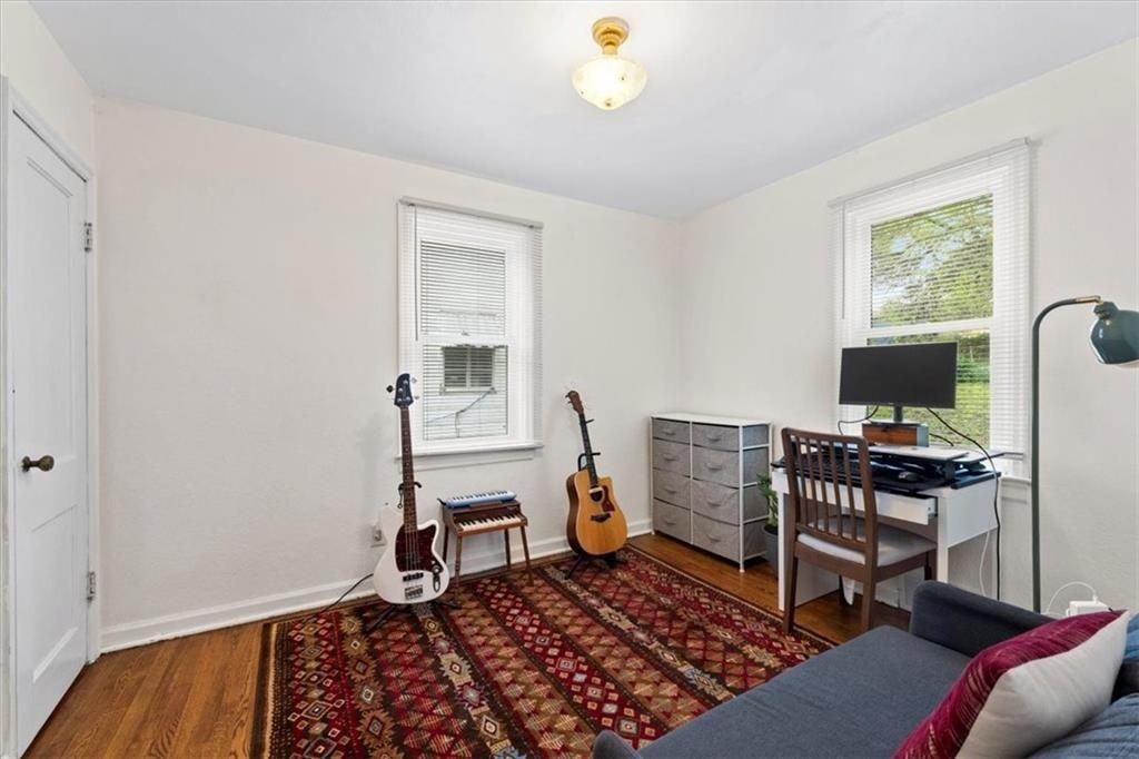 3308 Wood Ave - Photo 7 of 13