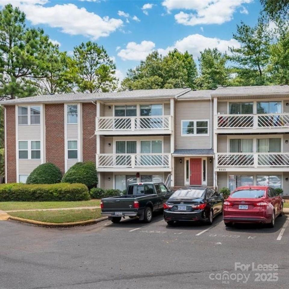 9333 Old Concord Rd ##J