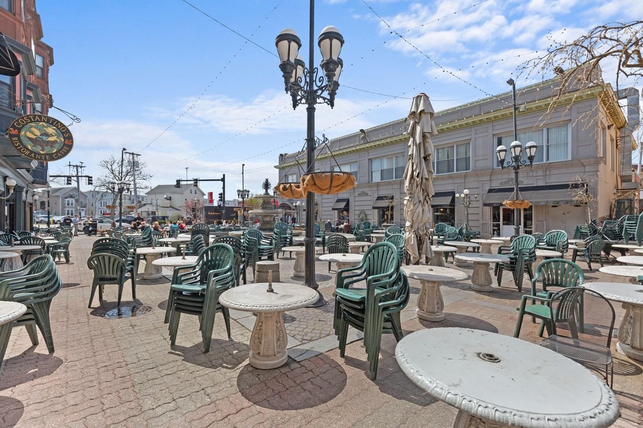 63 De Pasquale Avenue - Photo 7 of 49