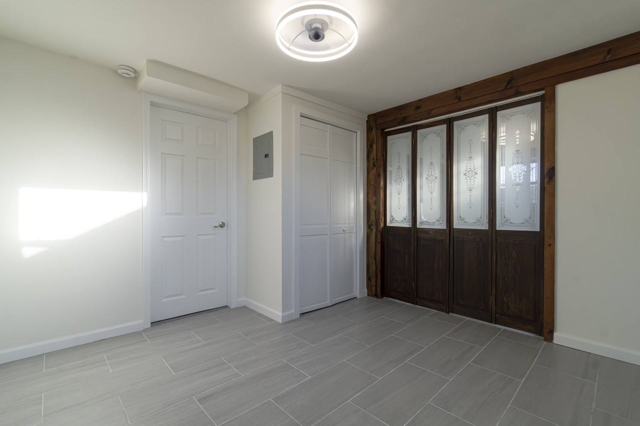 13708 Knowles St - Photo 3 of 8