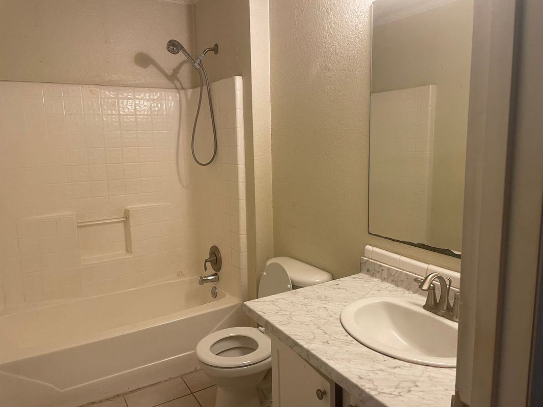 9552 Chinn St - Photo 6 of 13