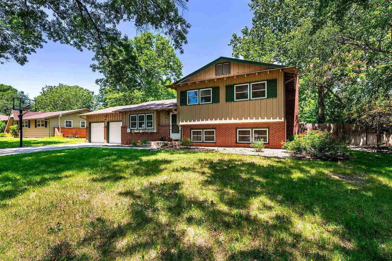 8114 East Mockingbird Street - Photo 2 of 31