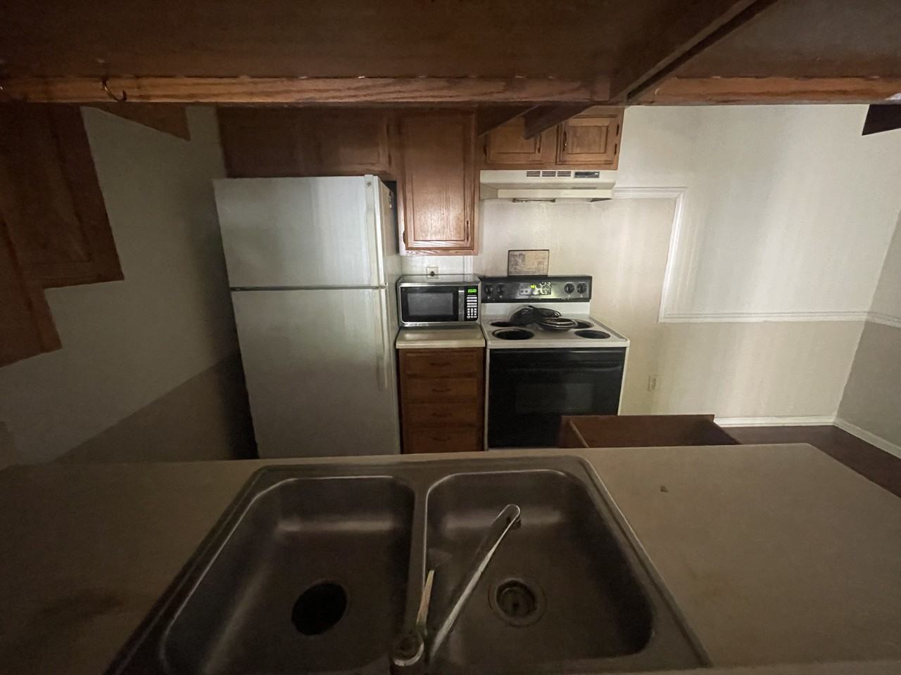 9601 Vinca Circle #A - Photo 3 of 16