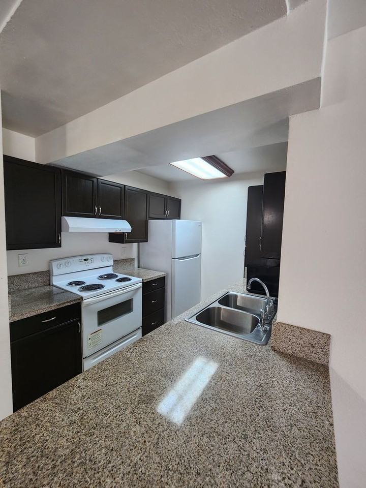 6151 Rancho Mission Rd #202 - Photo 3 of 21