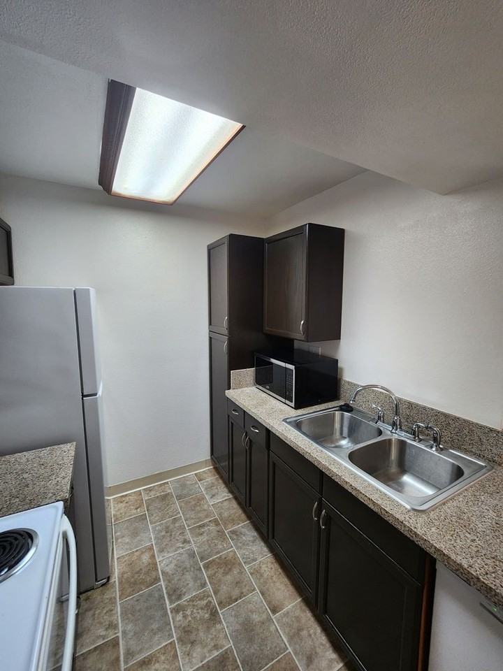 6151 Rancho Mission Rd #202 - Photo 5 of 21