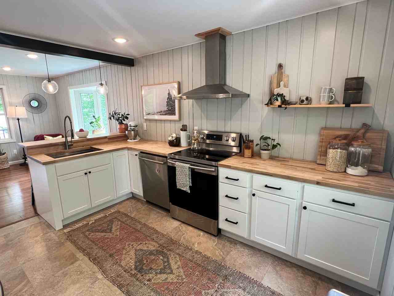 1926 Island View Dr Ne - Photo 7 of 17