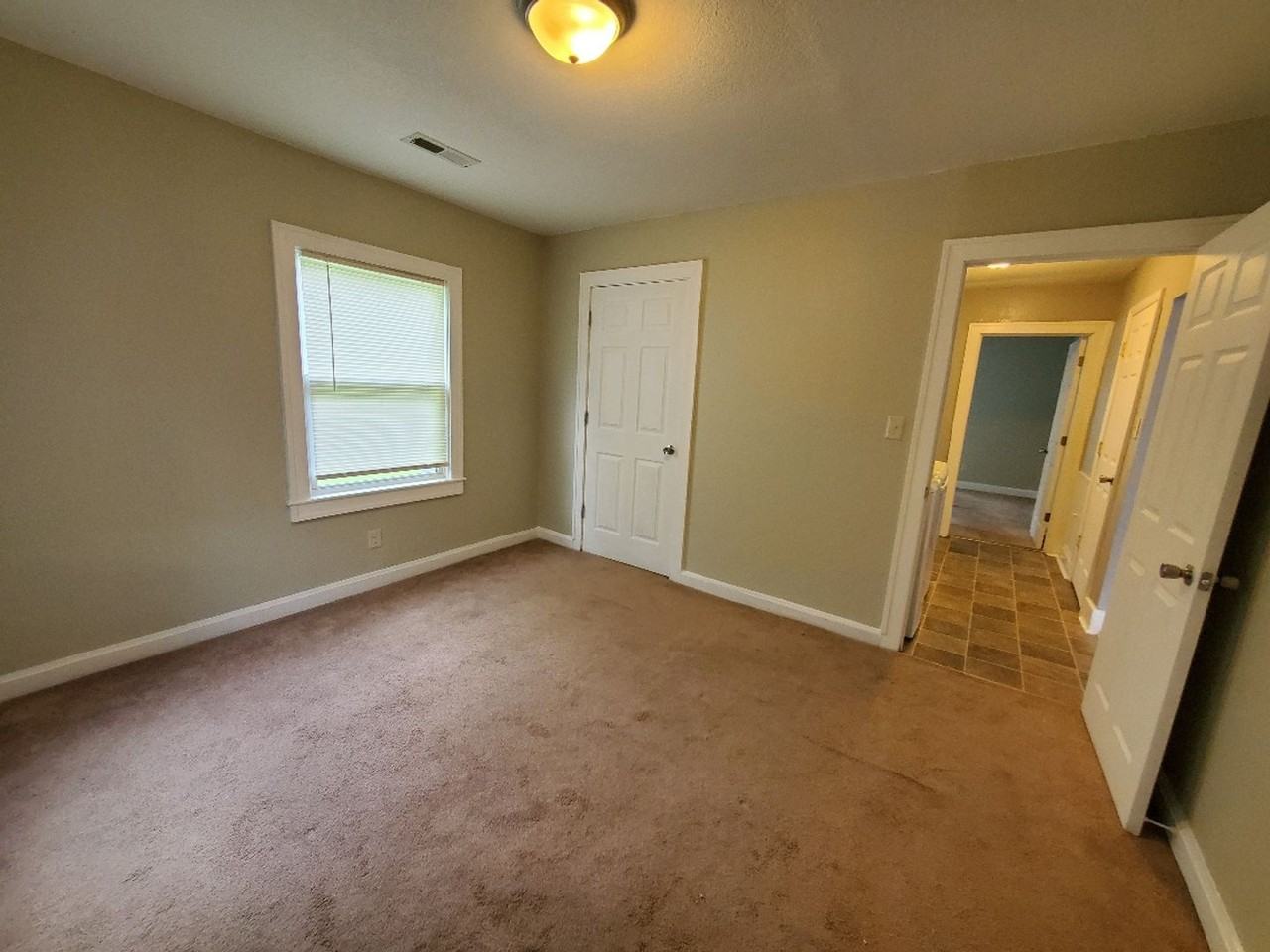 1634 Peartree Rd - Photo 7 of 15