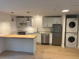 featured image of 200 Laurel St