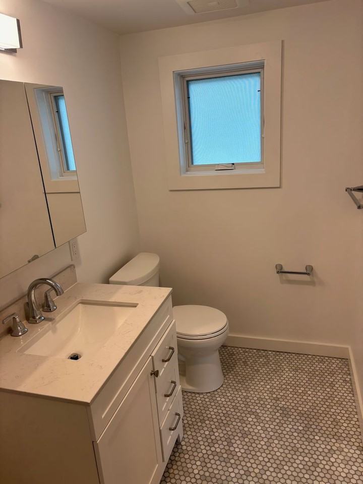 200 Laurel Street - Photo 6 of 22