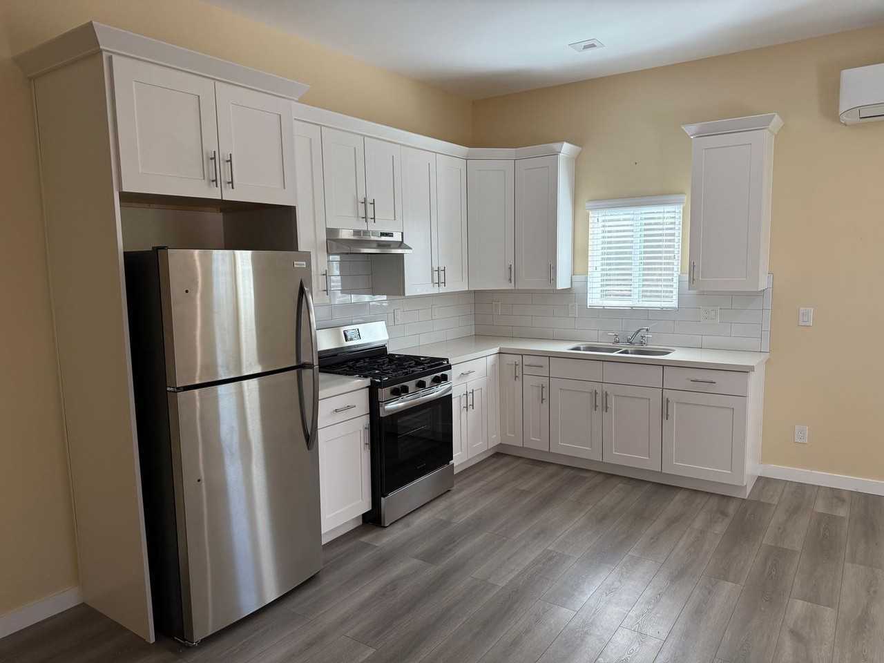5602 Hoover Ave - Photo 2 of 15