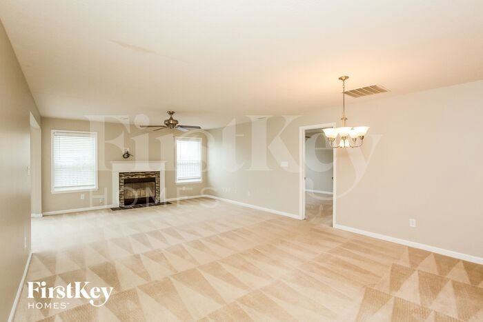 12730 Old Pond Rd - Photo 3 of 15