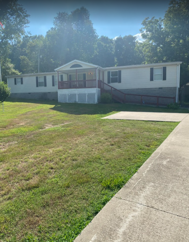 1970 Cumberland Heights Rd - Photo 2 of 22