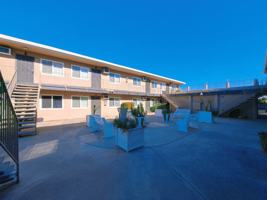 featured image of 1312 E Bulldog Ln