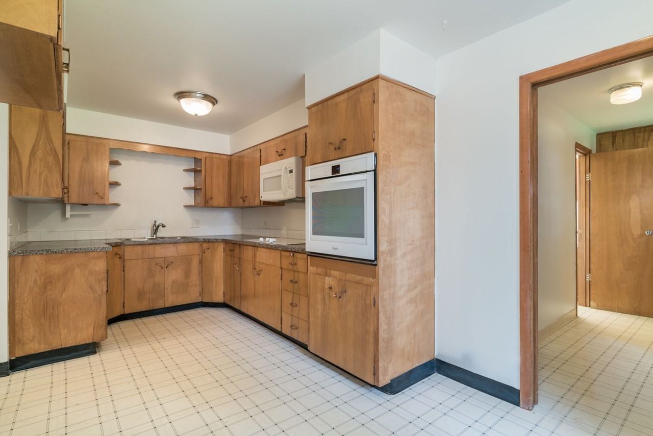 515 Southeast 12th Avenue - Photo 6 of 31