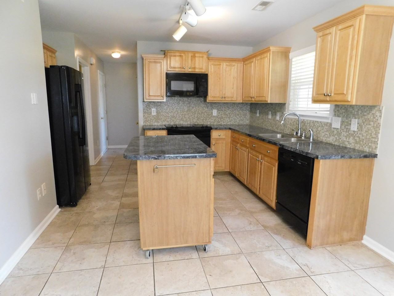 9420 Old Dowd Rd - Photo 4 of 24